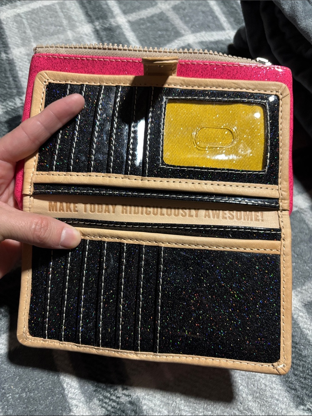 Consuela Hot Pink Glitter Wallet with Tan Trim brand new without tags - Picture 5 of 5